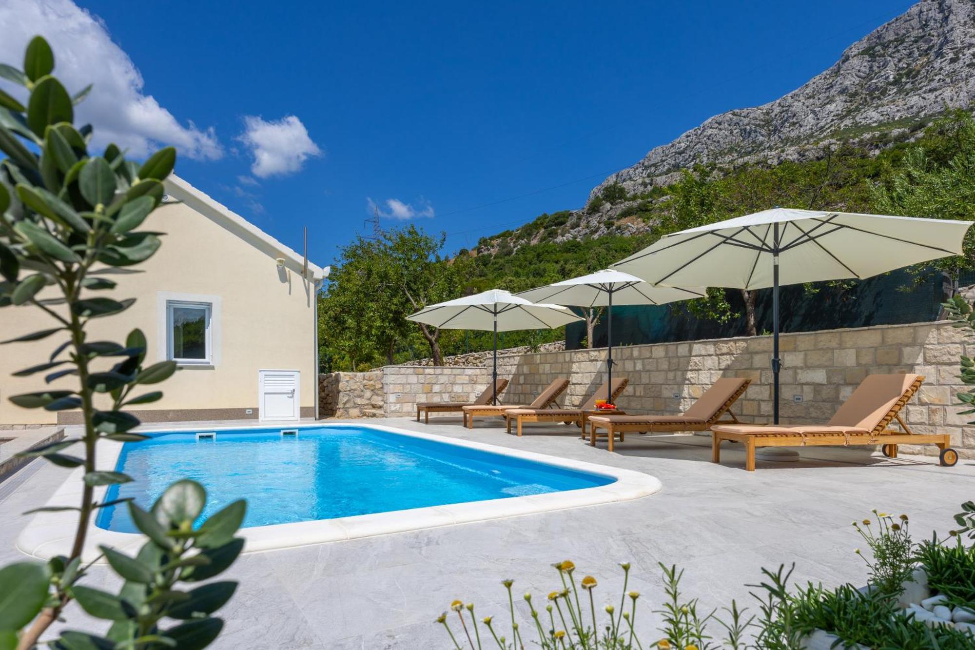 Private Villa Golden Hour With A View Of Split Area Kaštel Sućurac Exteriér fotografie