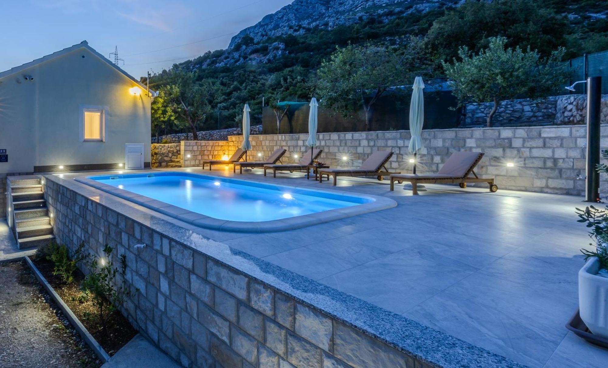 Private Villa Golden Hour With A View Of Split Area Kaštel Sućurac Exteriér fotografie